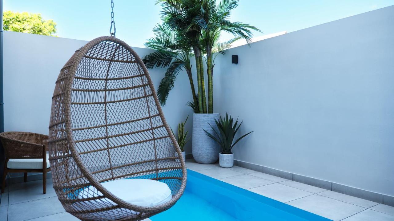 Maison Le Patio Jacuzzi 圣丹尼斯 外观 照片